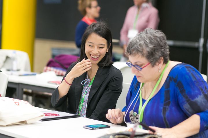 グローバル・カンファレンスに参加する鈴木伶奈さん