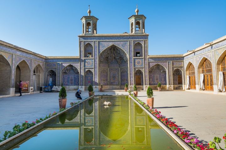 各所には素晴らしい遺跡や寺院