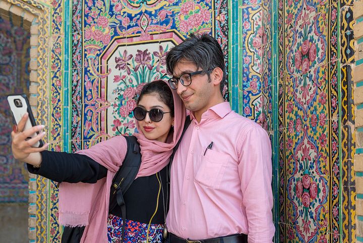 イスラム教国であるイランでは、女性がボーイフレンドを持つことは違法とされている