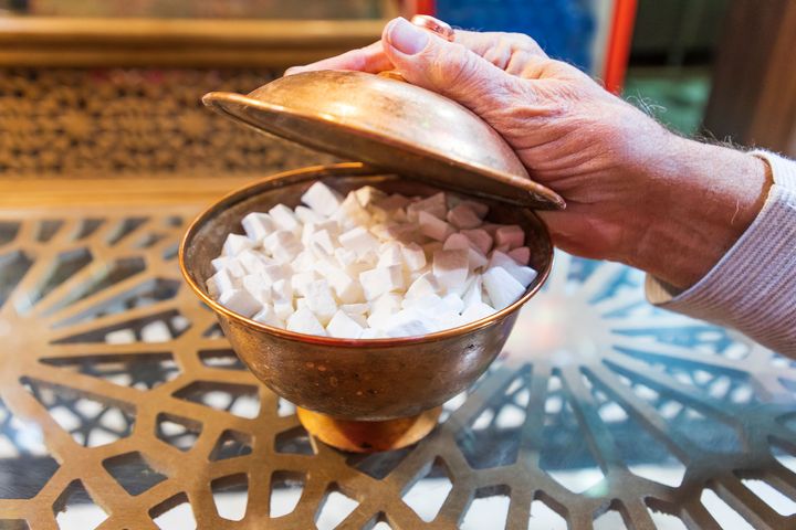 「ガンド」と言われる固めの砂糖