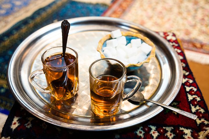 イランはお茶にいろいろなハーブを入れるのが特徴