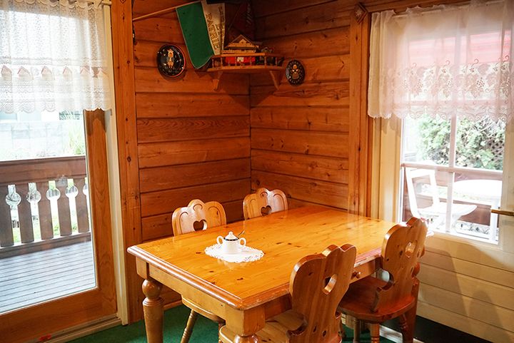 スイス料理専門店「シャレ― スイス ミニ」