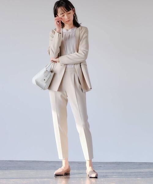 【美品】グリーンレーベルリラクシング リオペル ダブル ノーカラー パンツスーツ 美品】グリーンレーベルリラクシング リオペル ダブル ノーカラー