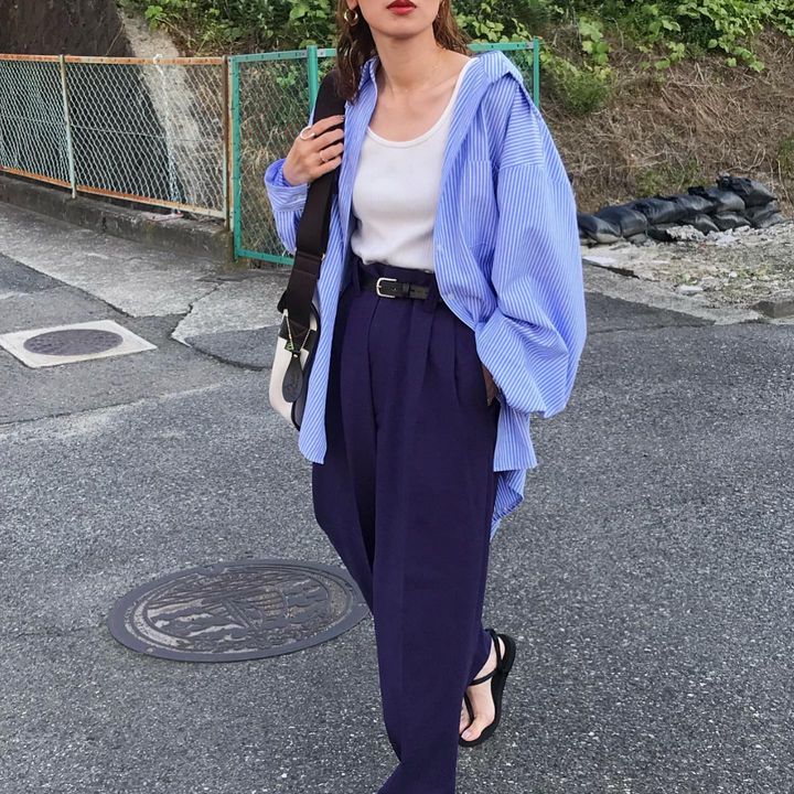 UNIQLO×MARNI ワイドフィットタックパンツ Mサイズ ブルー(無地) UNIQLO×MARNI ワイドフィットタックパンツ Mサイズ ブルー(無地