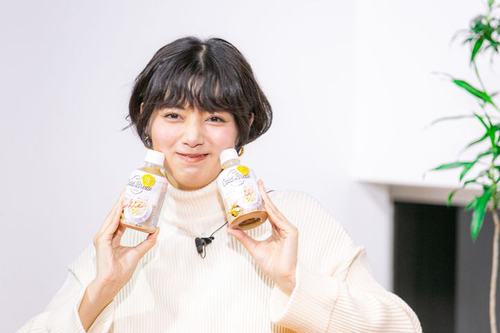 オンラインイベント「香るどおしゃべりCafe」に登場した池田エライザさん