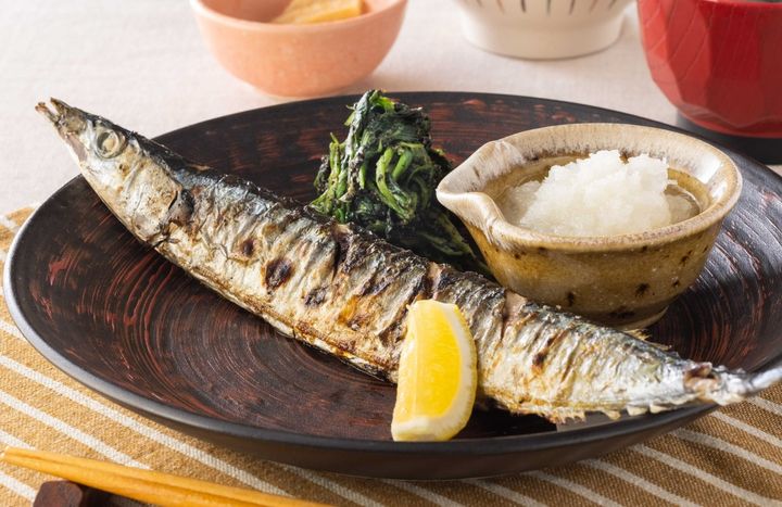 「生さんまの炭火焼き定食」（大戸屋提供）