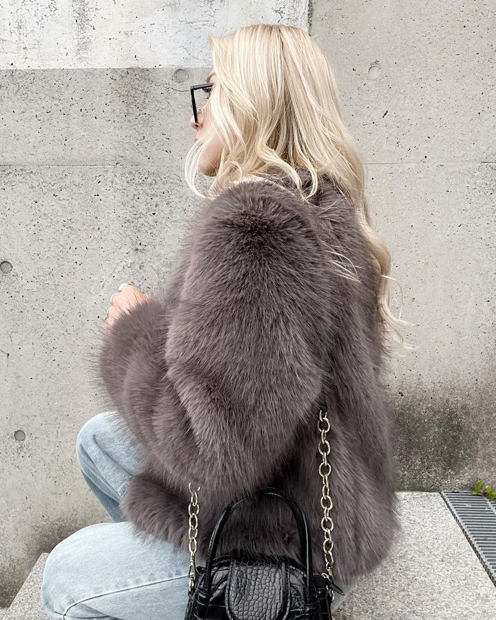 ZARA♡フェイクファーコート ファーフード付きコート – レディース