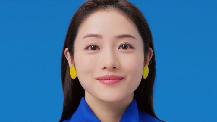 「OCN モバイル ONE」新テレビCMに出演する石原さとみさん