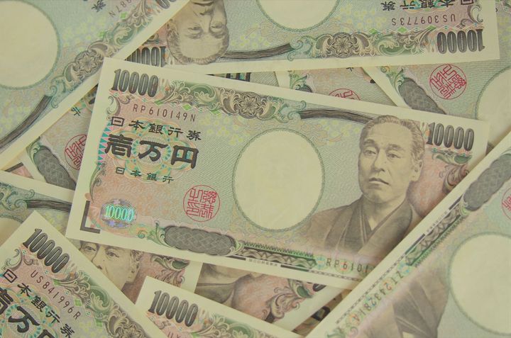 「お金を借りた理由に関する調査」の結果は？