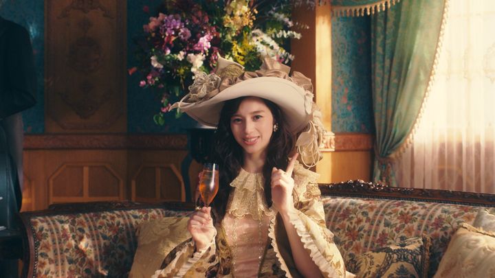 中条あやみさんが出演する「キリン 午後の紅茶 おいしい無糖」新CMのワンシーン