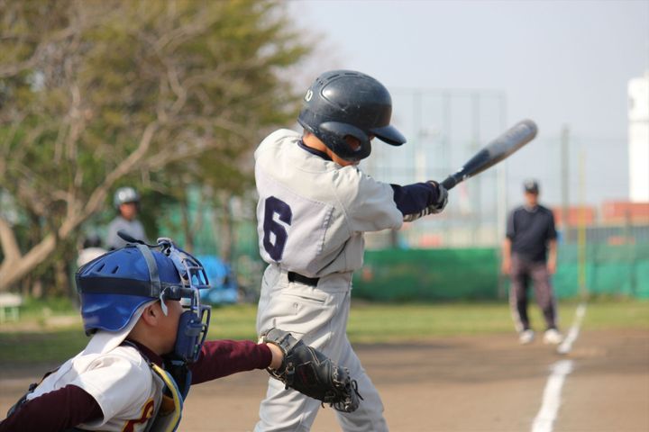 全国の小中学生1800人が選んだ「将来就きたい職業」1位は？