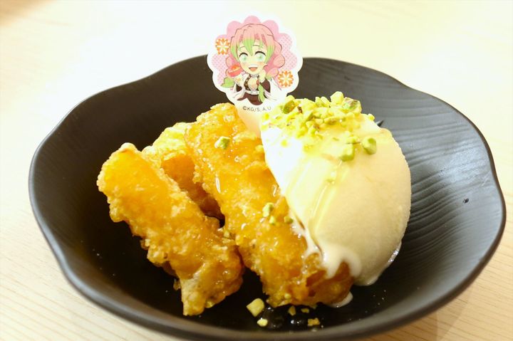 「鬼滅の刃」とくら寿司のコラボメニュー「蜜いも天ハニーアイス」