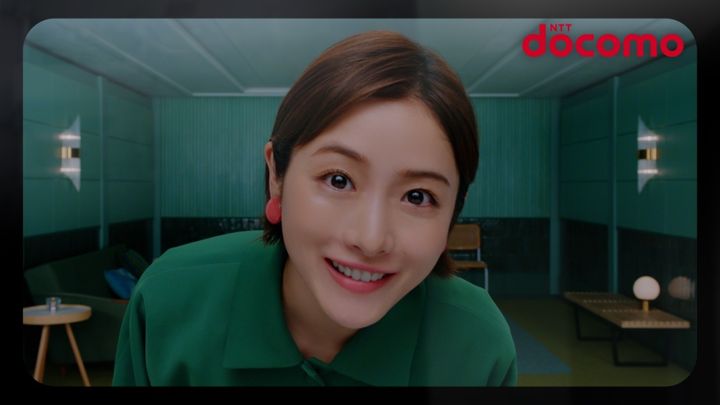 「irumo」のテレビCM第2弾に出演する石原さとみさん