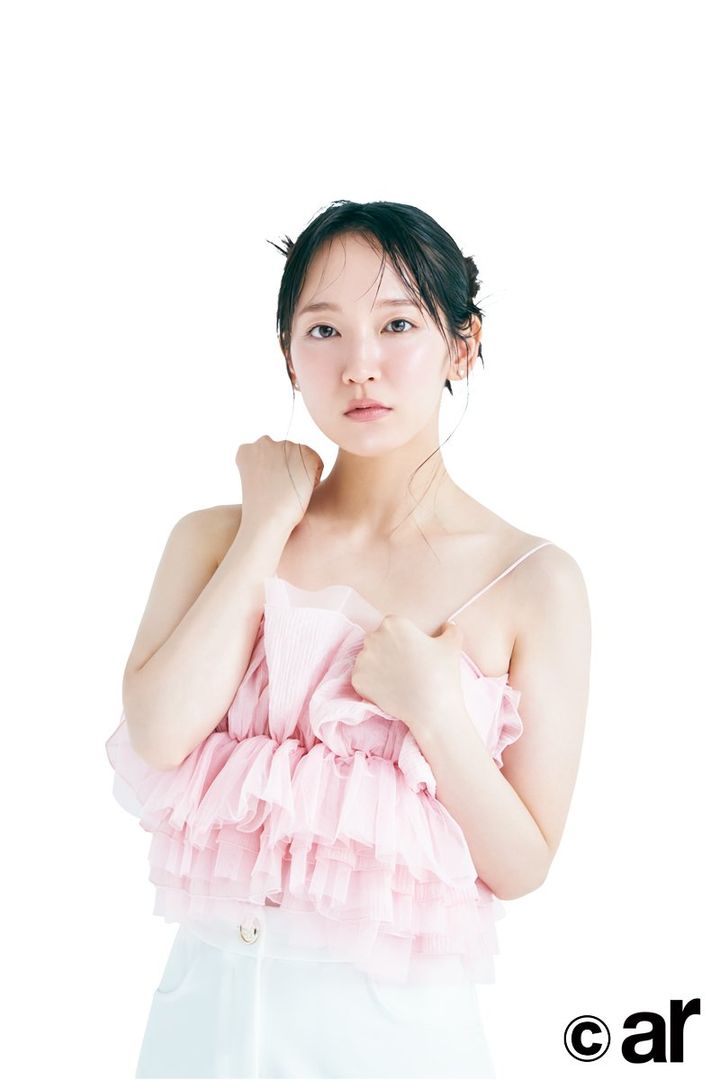 吉岡里帆 太もも 吉岡里帆、太ももに視線集中♡ピタッとミニスカ姿にきゅん！快眠の秘訣を語る | TRILL【トリル】