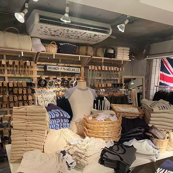 「Brandy Melville」が原宿にやってきた！お手頃価格でかわいい洋服が揃っているからお財布の紐が緩んじゃう TRILL【トリル】