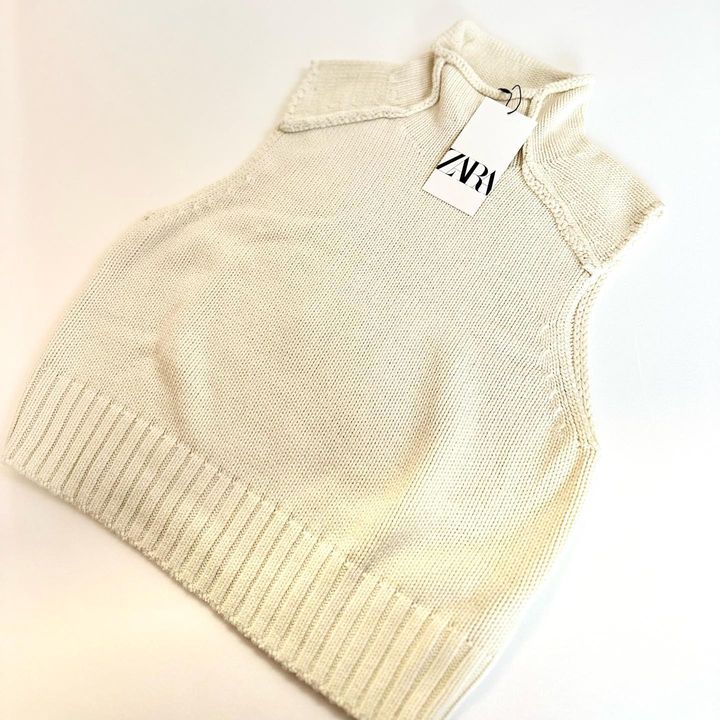 【ZARA】ザラ S ビジブルシーム ニットベスト ハイネック エクリュ