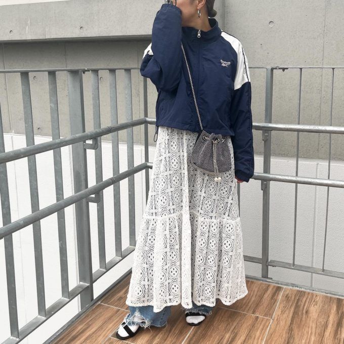 しまむら　Reebokクロップド丈パーカー