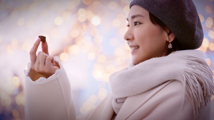 「メルティーキッス」の新CMに出演する新垣結衣さん