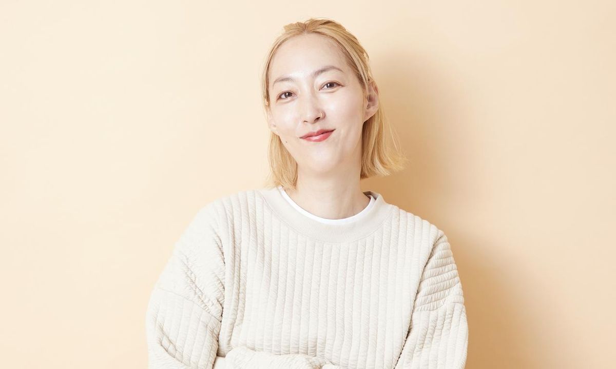 ari シルク花柄五分袖トップス 田辺あゆみ さん