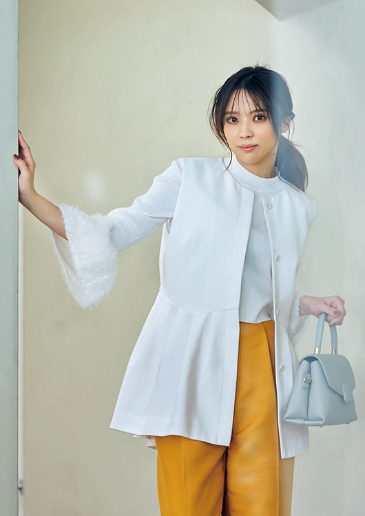 小林由依】くびれシルエットでスタイルアップも叶う♡大人上品な 