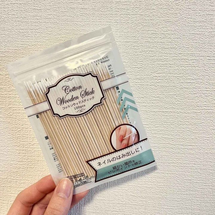 綿棒でも届かない、、」→ この手があったか！【ダイソー】「ネイル用 