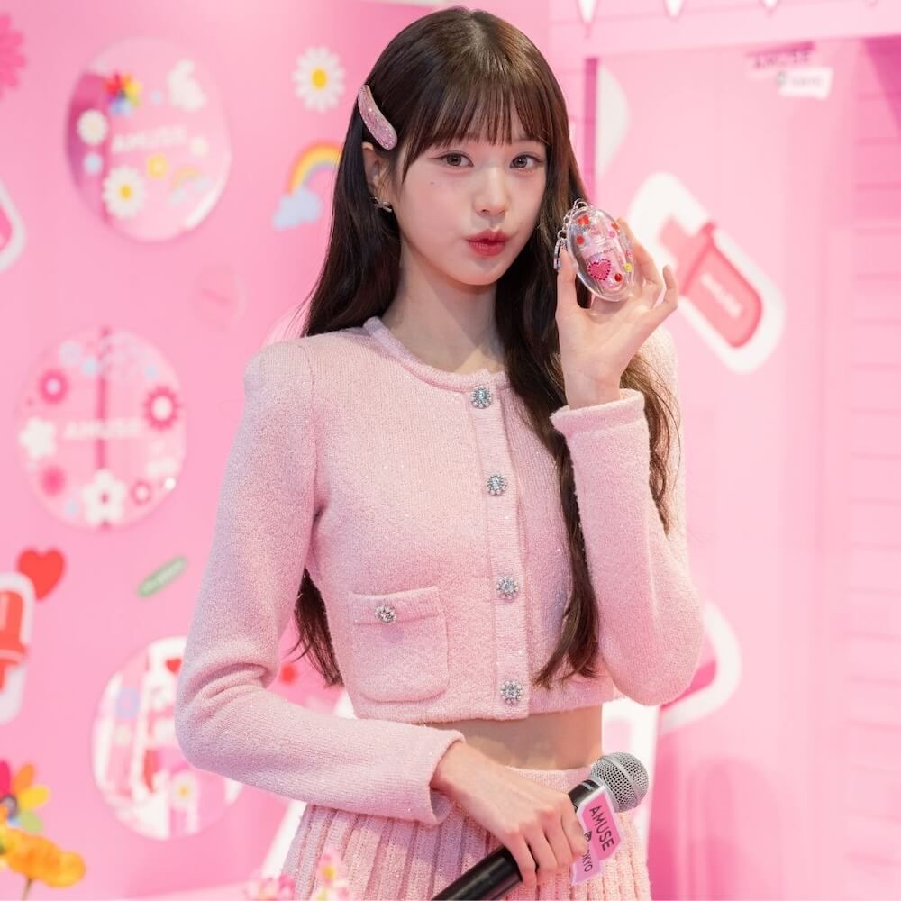 ウォニョンちゃん使用　PRADA ヘアピン ストーン付き ピンク AMUSE IN TOKYO】IVE・ウォニョン渋谷に降臨！ウォニョンが選ん