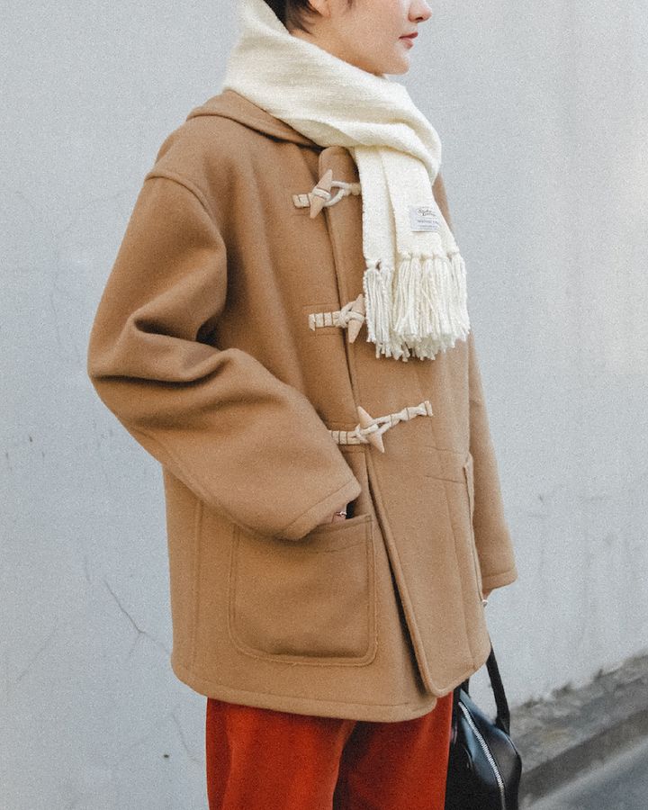 今年っぽい“ミドル丈コート”が主役のコーデ5選。どんなボトムにも合う万能選手【TOKYO SNAP】