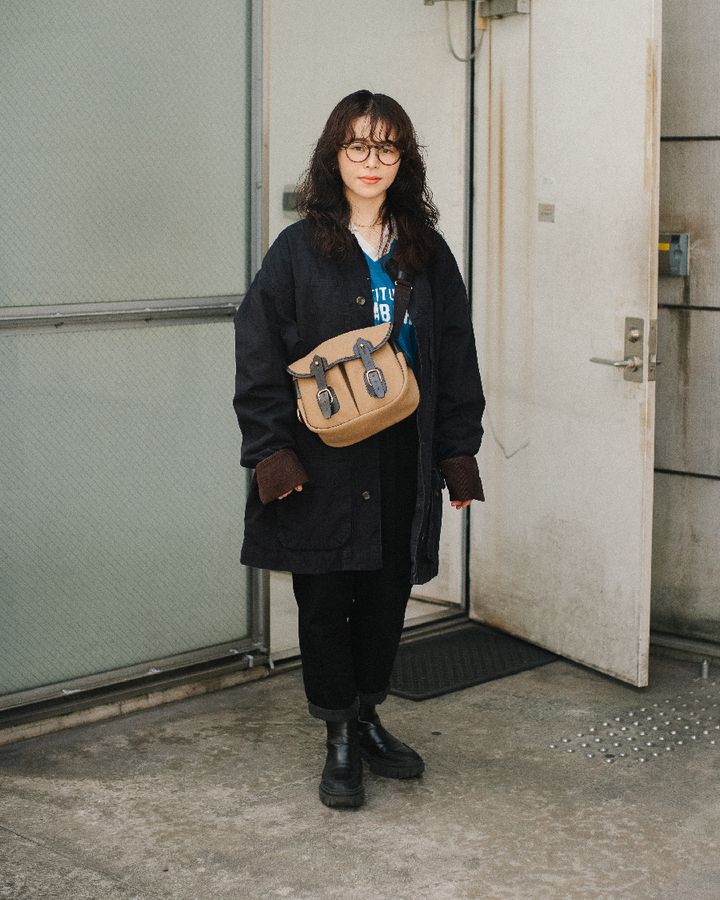 今年っぽい“ミドル丈コート”が主役のコーデ5選。どんなボトムにも合う万能選手【TOKYO SNAP】