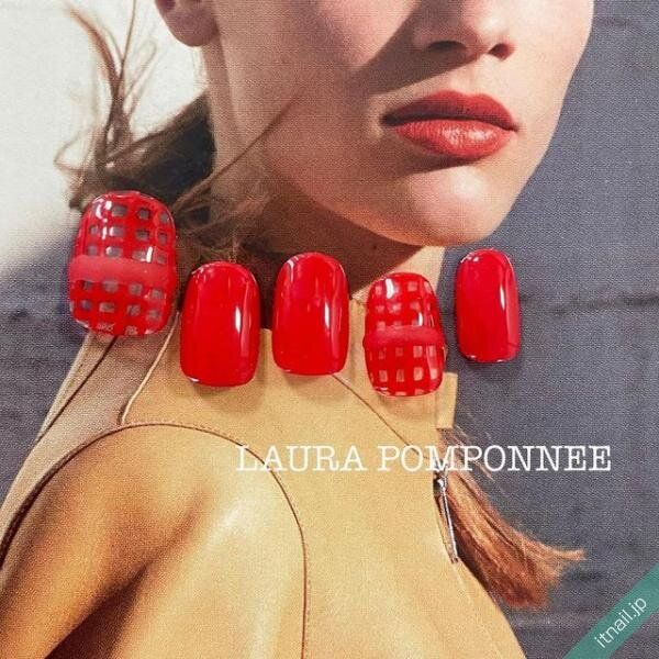 LAURA POMPONNEEが投稿したネイルデザイン [photoid:I0125771] via Itnail Design (721616)