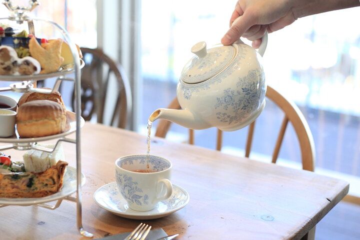 クリスマス限定アフタヌーンティーも。英国スタイルのティータイムが楽しめる紅茶専門店「TEA ROOM KIKI名古屋店」