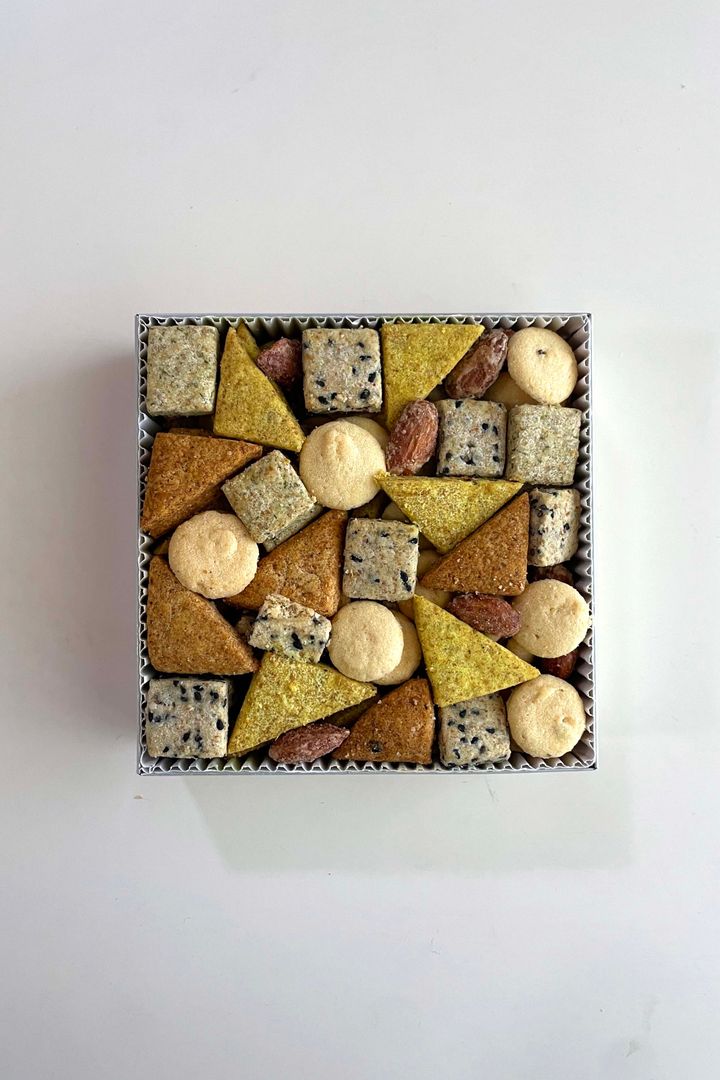 クリスマスプレゼントにおすすめ☆ クッキー缶お取り寄せ9【ささやかですてきなもの 大谷有紀 vol.172】