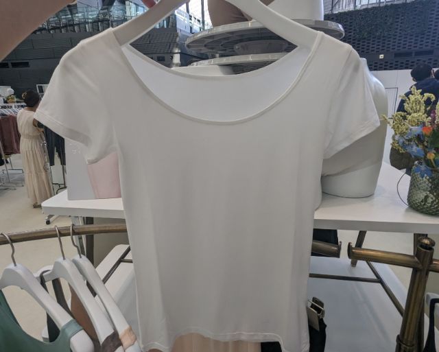 ワークマンの新作下着の半袖クルーネック