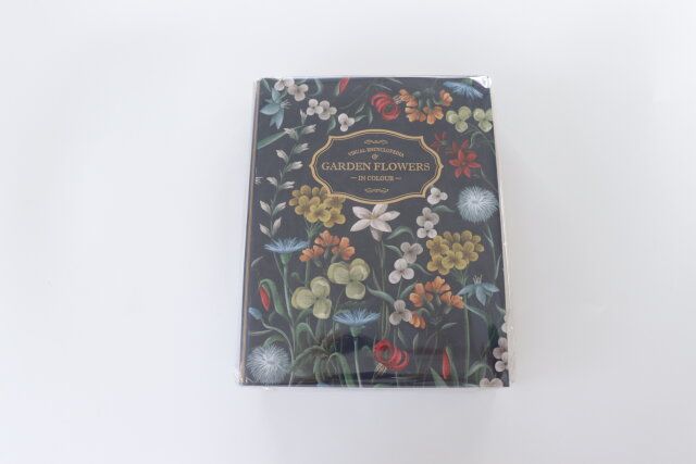 セリアのブック型ボックス ヴィンテージグレースのパッケージ