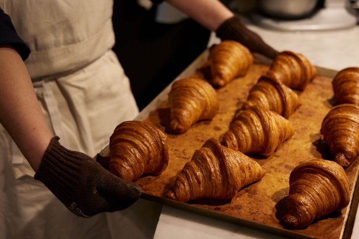 焼きたてのクロワッサン