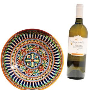 イタリアのワインと皿