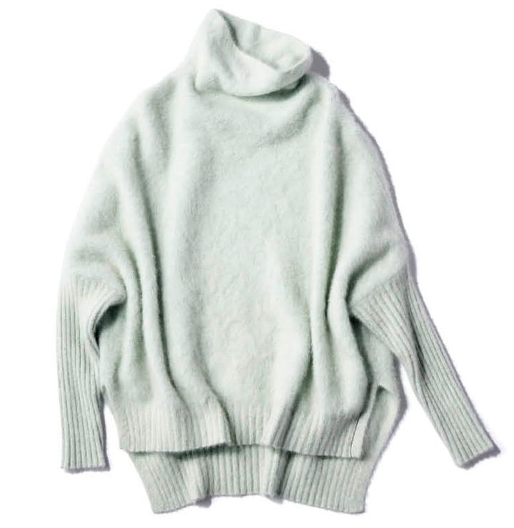 ハイネックニット（プント ドーロ／ブランドニュース）