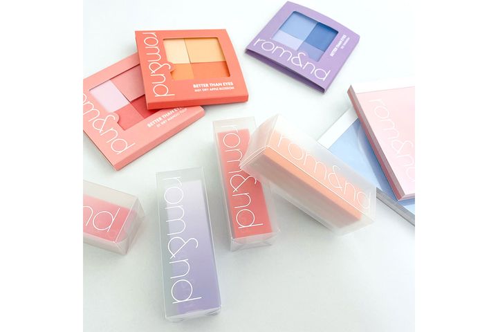 ロムアンド初のステーショナリー！全国ロフトで全22アイテム先行発売