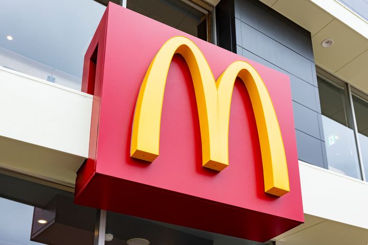 マックでピクルス抜きは失礼だろ」友人からの指摘に賛否話かれる