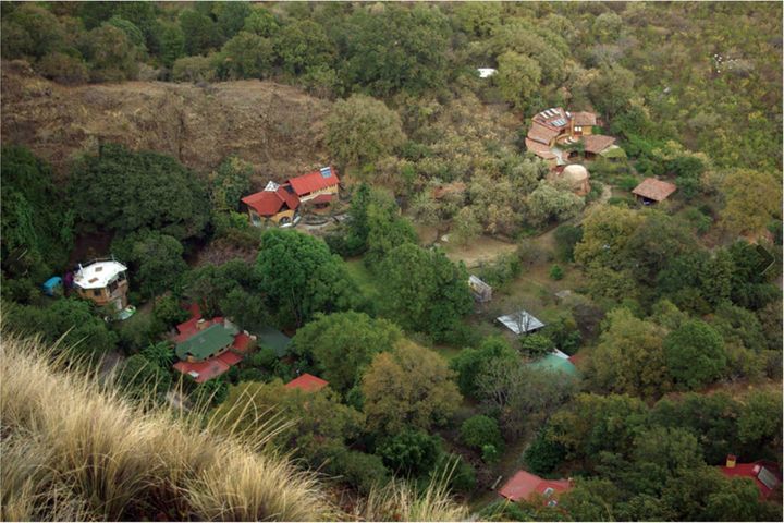 エコビレッジの〈Huehuecoyotl〉