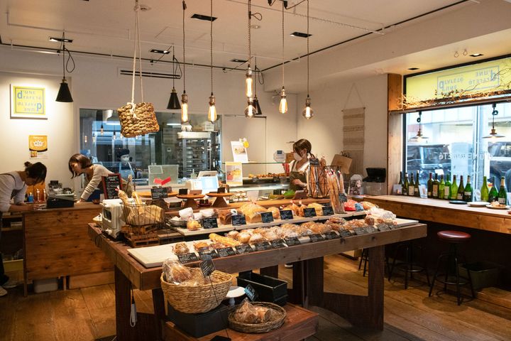 デュヌ・ラルテ 青山本店内観