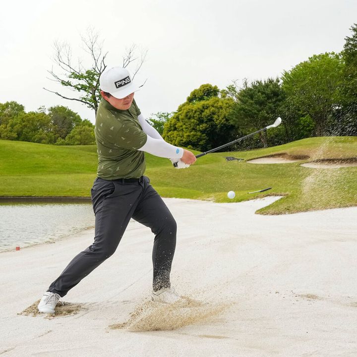 飛ばす？ 飛ばさない？ 超簡単に「距離の打ち分け」ができるバンカーの打ち方