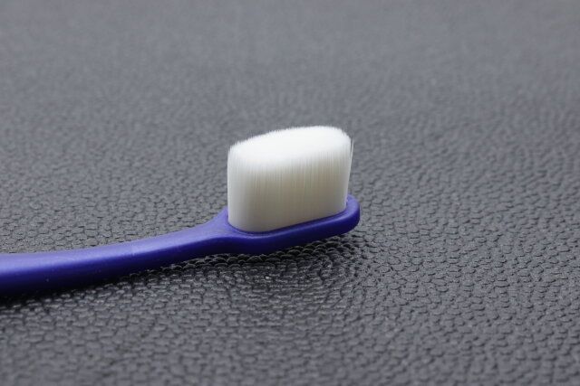 ダイソーの微細・歯ブラシは従来品よりもコシ強めでしっかり磨ける