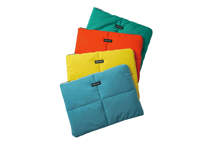 〈bPr BEAMS〉のパソコンケース