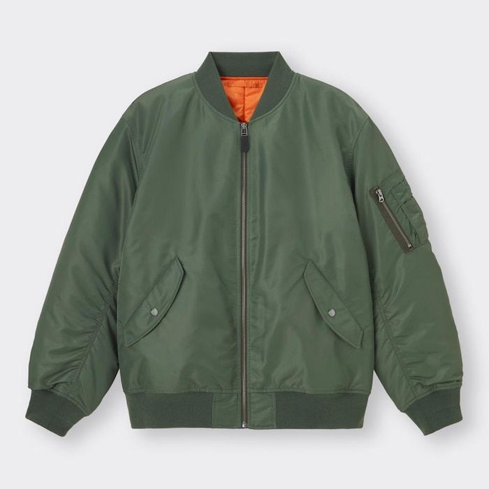 画像: 【GU】「ヒートパデッドMA-1ブルゾン」¥4,990（税込） 出典：GU