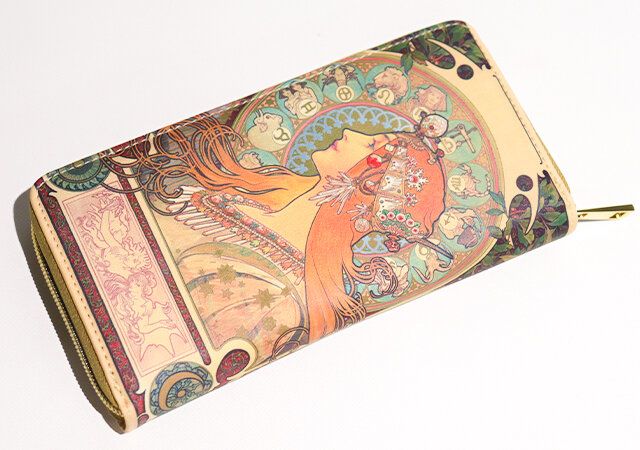付録のアルフォンス・ミュシャ じゃばら式長財布のデザイン