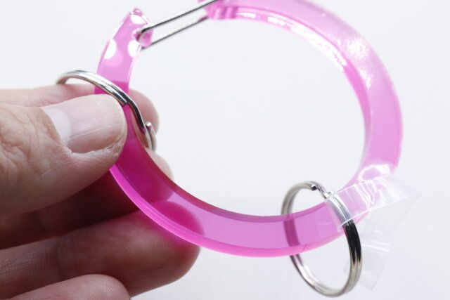 ダイソーのプラキーホルダーのキーリング