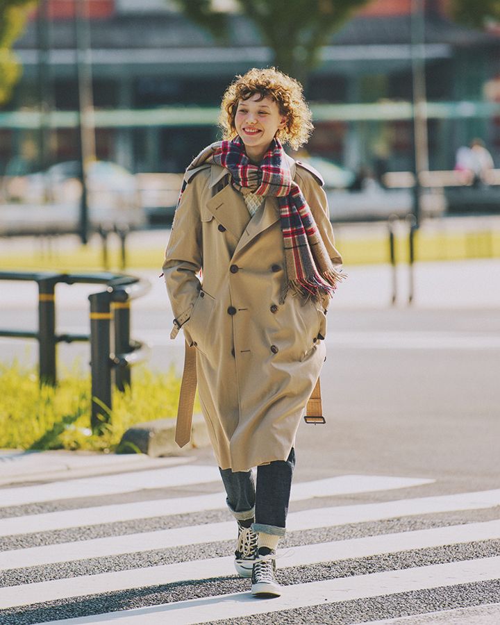 コンバース×デニムにトレンチコートは最強コーデ【本日のFUDGE GIRL-12月16日】