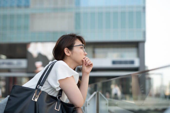 マイナスな意見に囚われないで！ 恋愛対象外でも好きな人を落とす方法4選