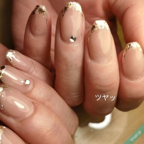 ネイルサロンBeが投稿したネイルデザイン [photoid:I0128246] via Itnail Design (722904)