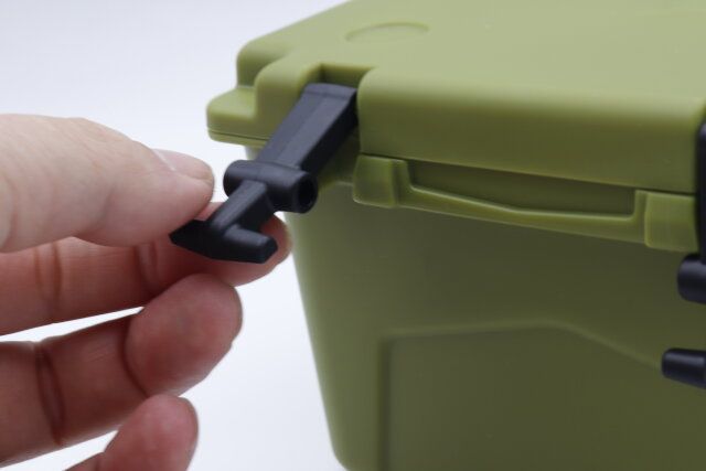 セリアのクーラーボックス型ケース アースカラーの作り